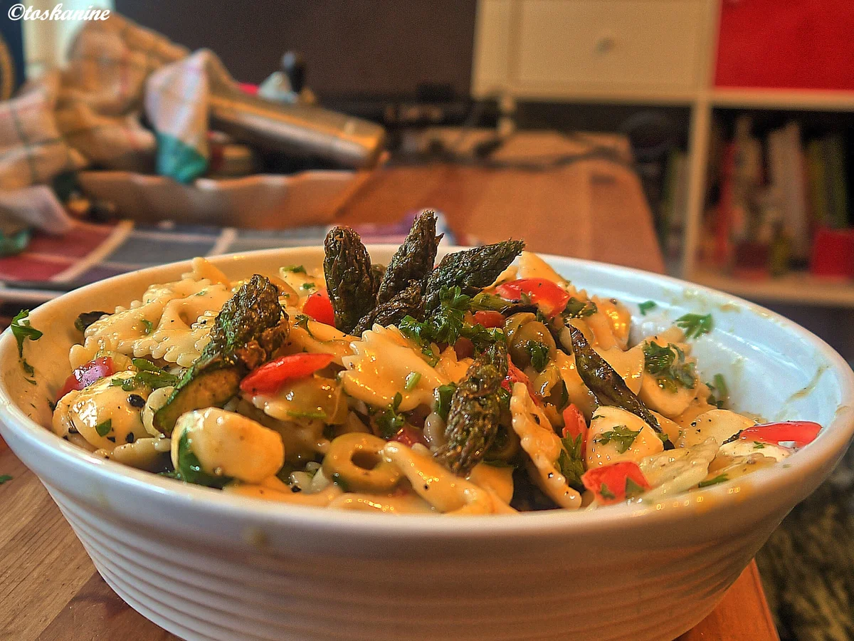 Pasta-Salat mit grünem Spargel - Rezept - Bild Nr. 2888