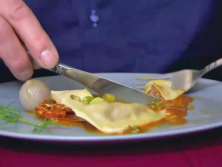 Rezept: Ravioli à la Salsiccia Bild Nr. 4 Ravioli à la Salsiccia - Rezept - Bild Nr. 4