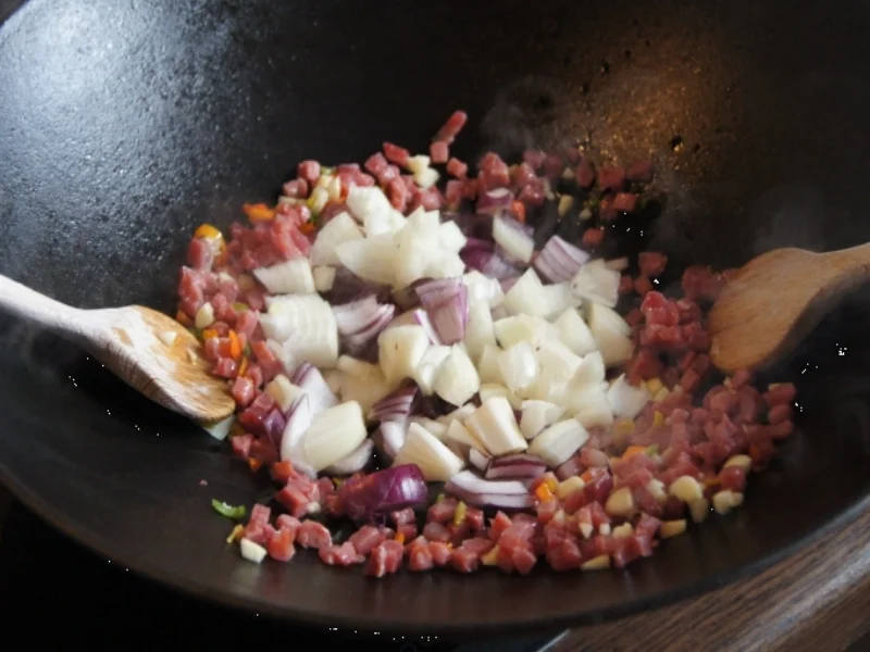 Asiatisches Ratatouille im Wok mit gekochten Ei - Rezept - Bild Nr. 2891