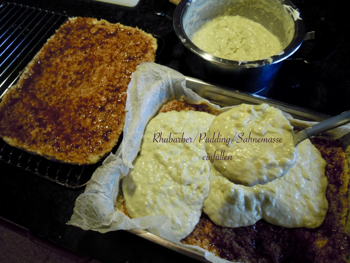 Rezept: Rhabarber Sahne Kuchen Bild Nr. 2917 Rhabarber Sahne Kuchen - Rezept - Bild Nr. 2917