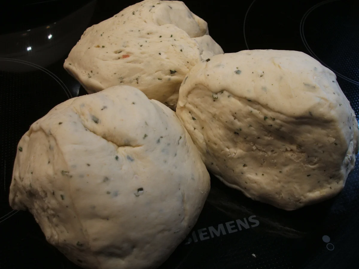 Pikantes Backen: Deftiger Hefezopf mit Gemüsefüllung - Rezept - Bild Nr. 2900