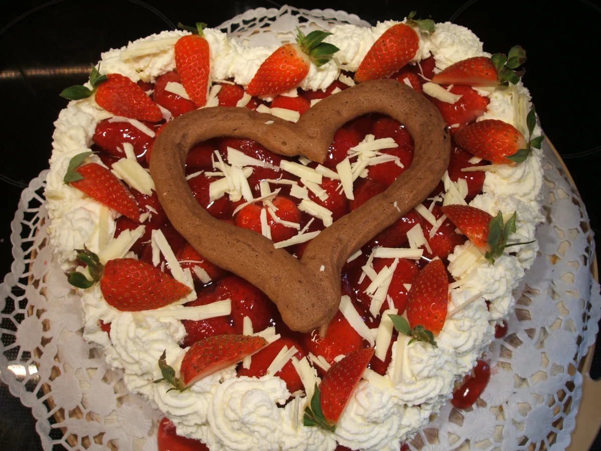 Rezept: Backen: Muttertags-Herz 2017 Bild Nr. 2909 Backen: Muttertags-Herz 2017 - Rezept - Bild Nr. 2909