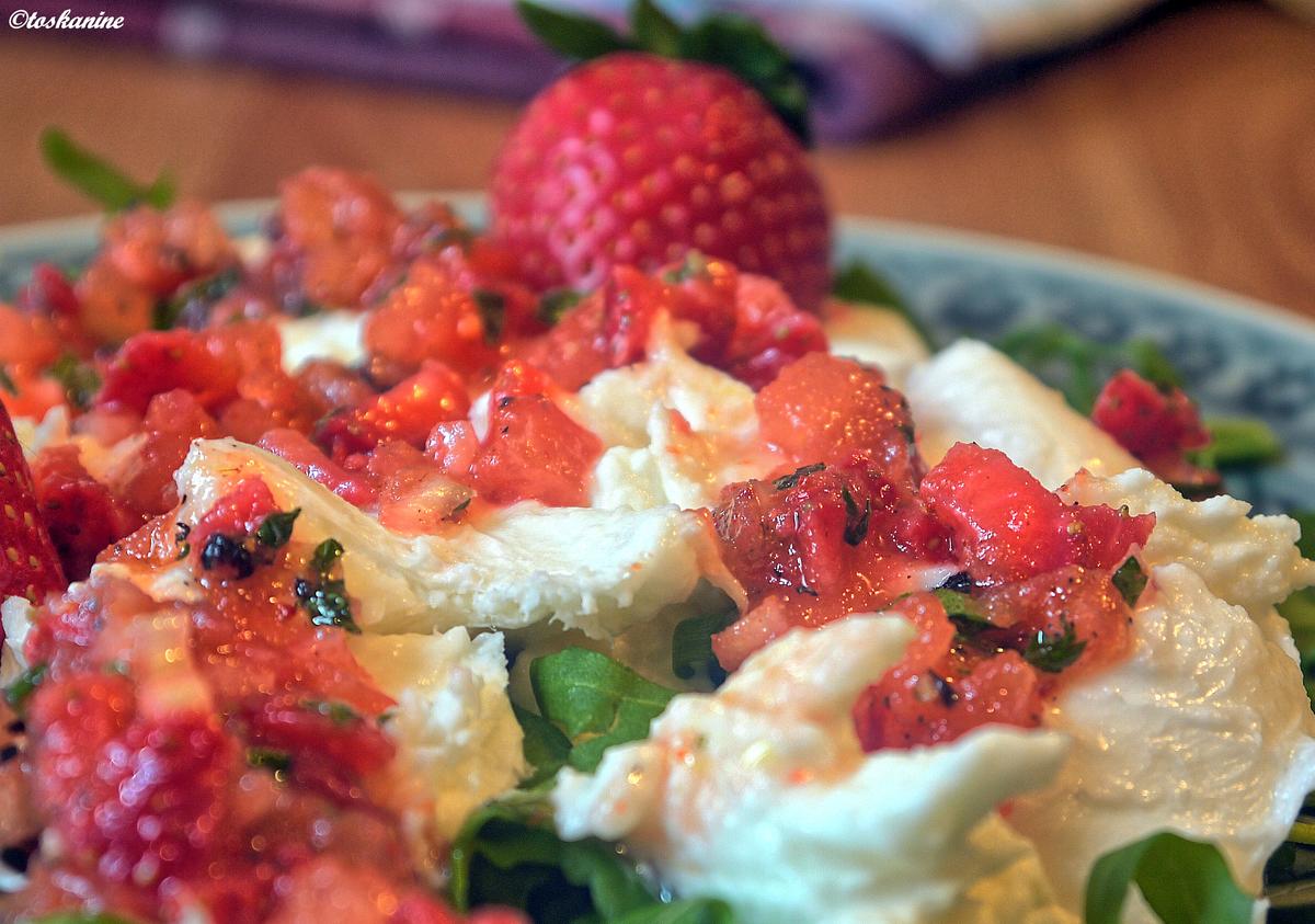 Büffelmozzarella mit Erdbeer.-Tomaten-Salsa - Rezept - Bild Nr. 2900