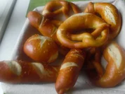 Laugenbrezeln, -stangen, -brötchen - Rezept - Bild Nr. 2901