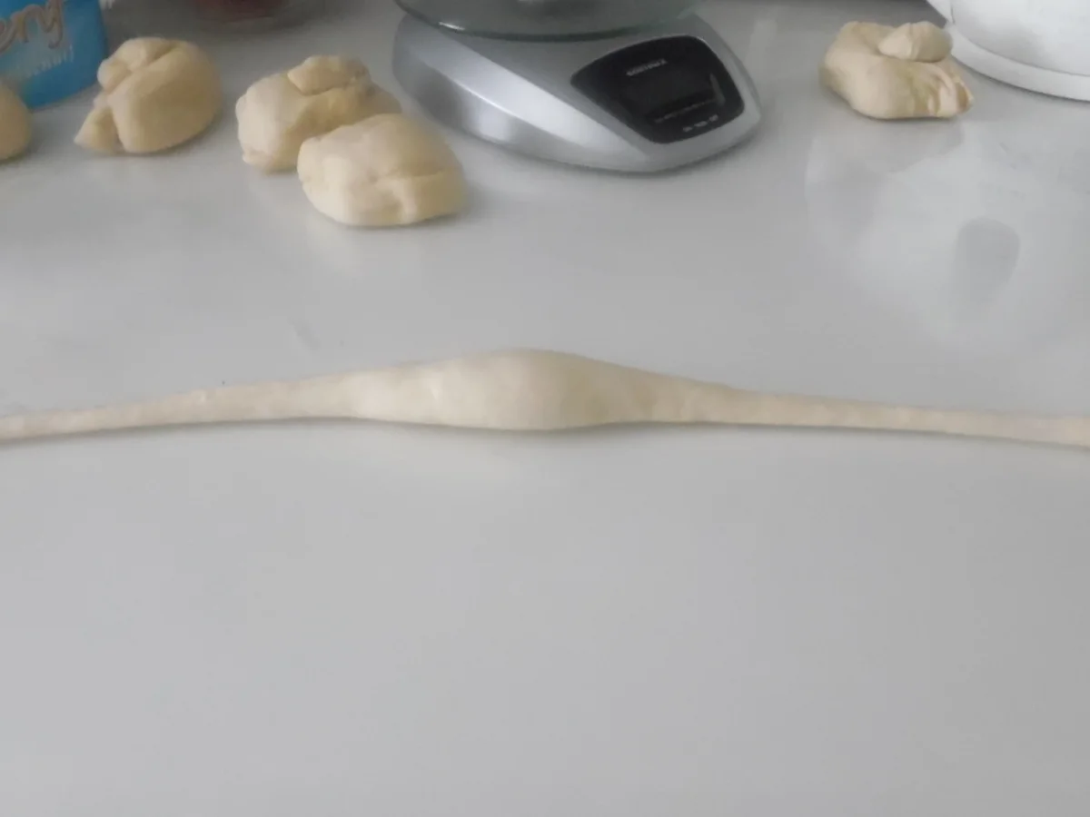 Rezept: Laugenbrezeln, -stangen, -brötchen Bild Nr. 2908 Laugenbrezeln, -stangen, -brötchen - Rezept - Bild Nr. 2908