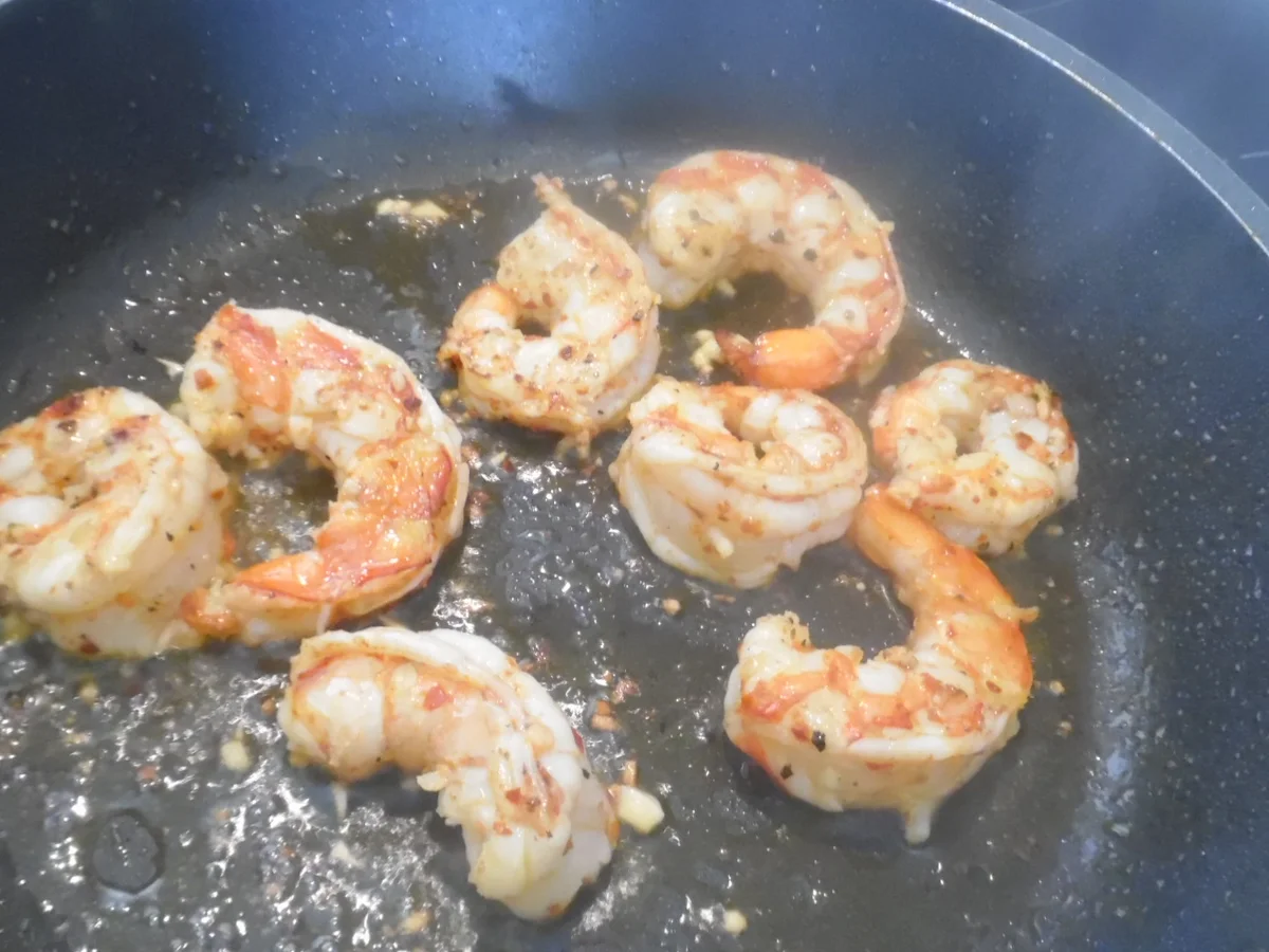 Rezept: Grüne Erbsensuppe mit scharfem Garnelenspieß Bild Nr. 2902 Grüne Erbsensuppe mit scharfem Garnelenspieß - Rezept - Bild Nr. 2902