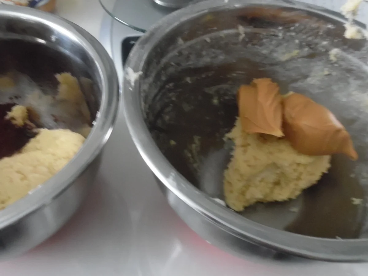 Rezept: Erdnuss-Schoko-Plätzchen Bild Nr. 2912 Erdnuss-Schoko-Plätzchen - Rezept - Bild Nr. 2912