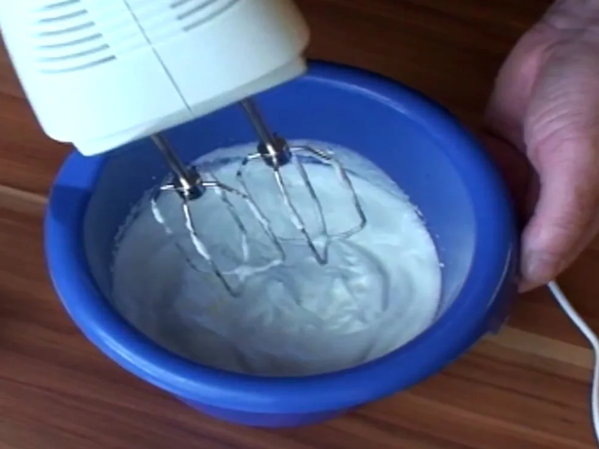 Rezept: Mazu12 - Japanische Erdbeertorte Bild Nr. 2936 Mazu12 - Japanische Erdbeertorte - Rezept - Bild Nr. 2936