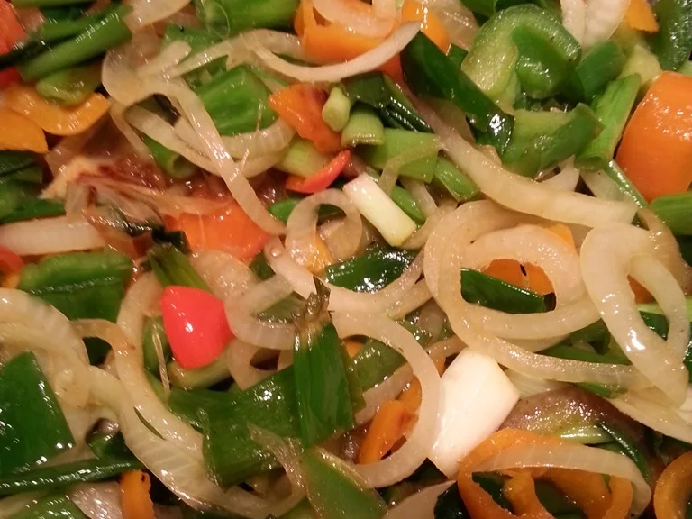 Gemischter Beilagensalat zum Grillfleisch - Rezept - Bild Nr. 4