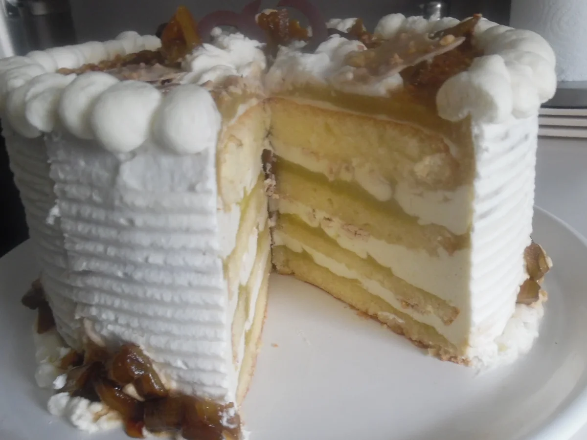 Rezept: "Rhabarber-Traum"- Geburtstagstorte Bild Nr. 2927 "Rhabarber-Traum"- Geburtstagstorte - Rezept - Bild Nr. 2927