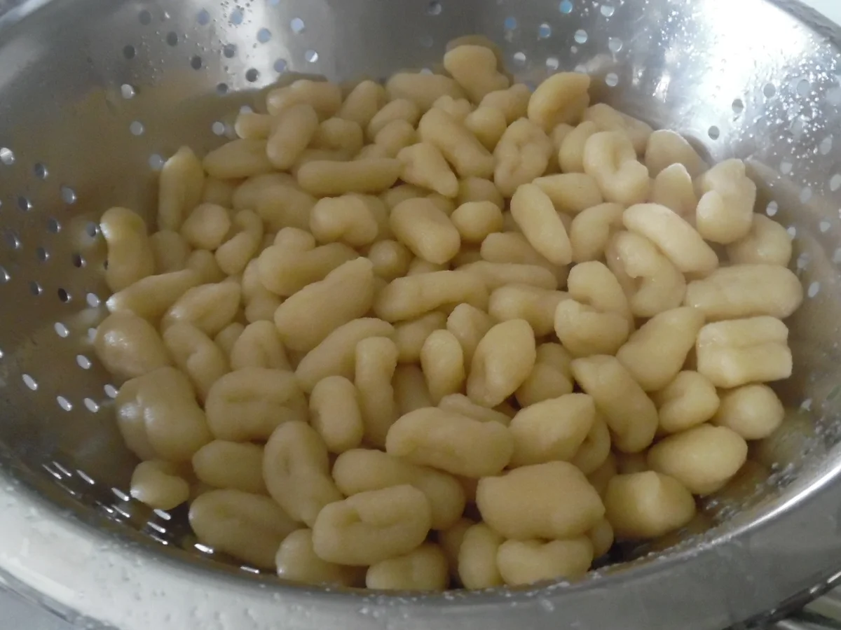 Cavatelli mit Thunfisch-Zitronen-Soße und Parmesan - Rezept - Bild Nr. 2930