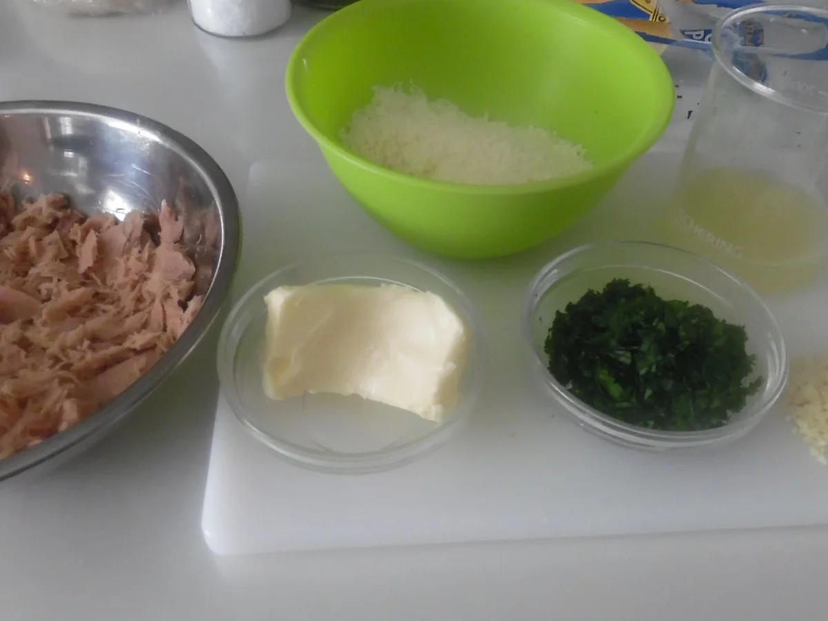 Cavatelli mit Thunfisch-Zitronen-Soße und Parmesan - Rezept - Bild Nr. 2945