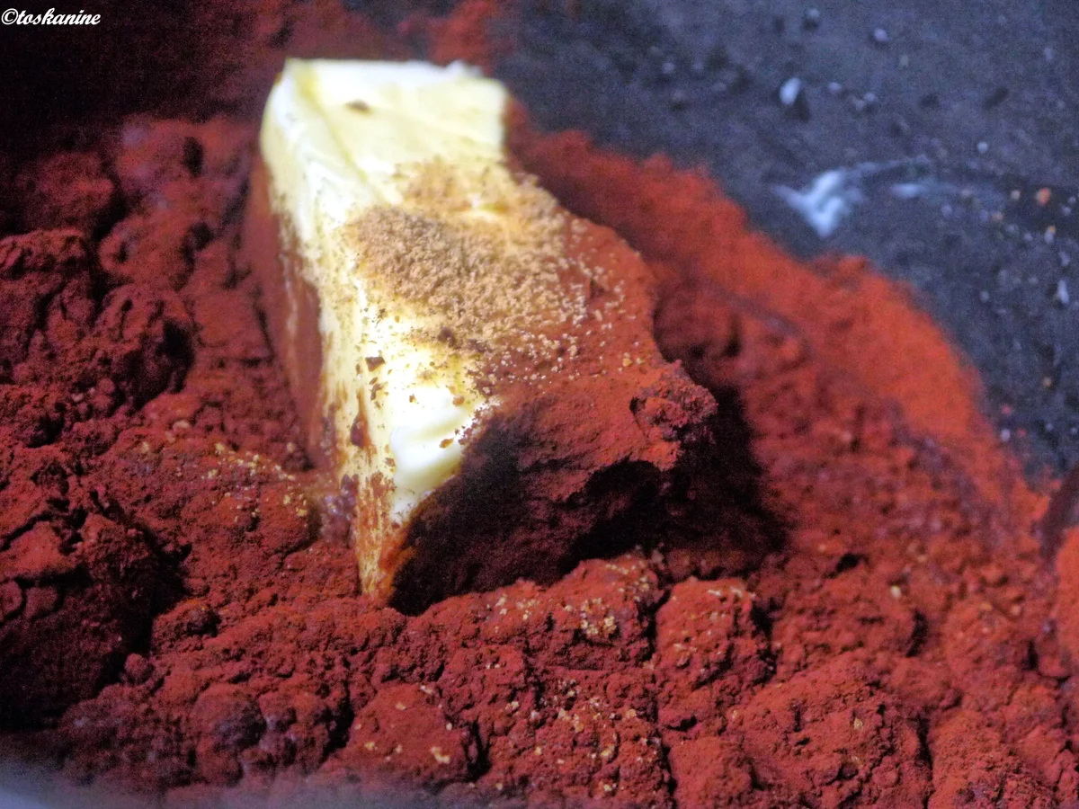 Cola-Kuchen mit Waldmeister-Sahne - Rezept - Bild Nr. 4