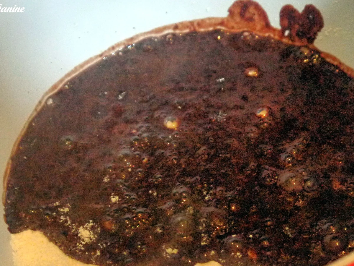 Cola-Kuchen mit Waldmeister-Sahne - Rezept - Bild Nr. 5