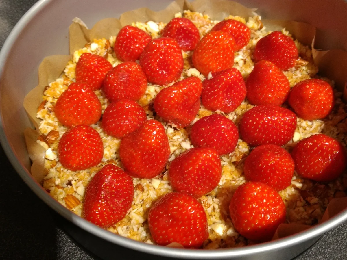 Rezept: BiNe` S 17. MAI EISTORTE Bild Nr. 4 BiNe` S 17. MAI EISTORTE - Rezept - Bild Nr. 4