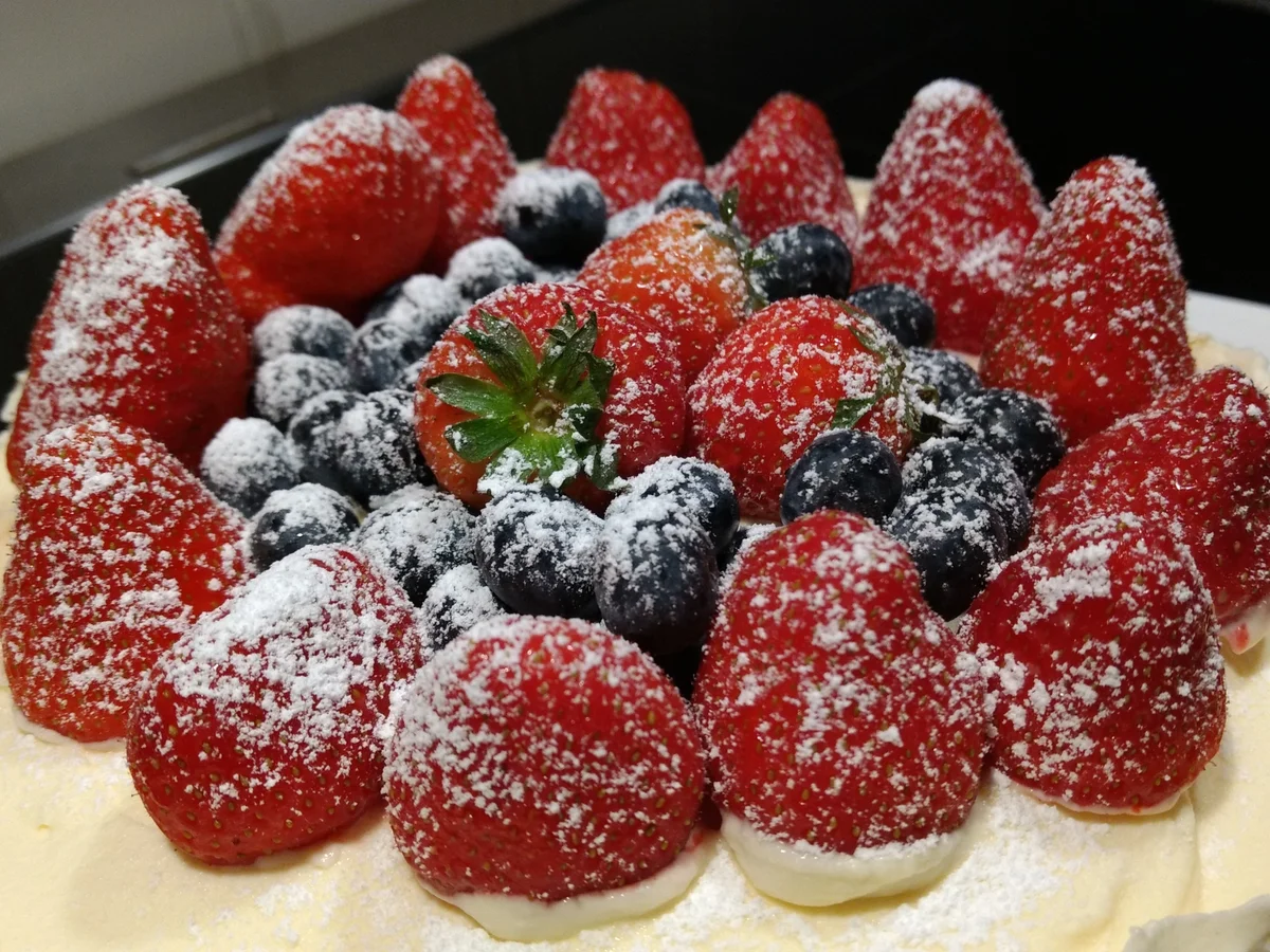 Rezept: BiNe` S 17. MAI EISTORTE Bild Nr. 7 BiNe` S 17. MAI EISTORTE - Rezept - Bild Nr. 7