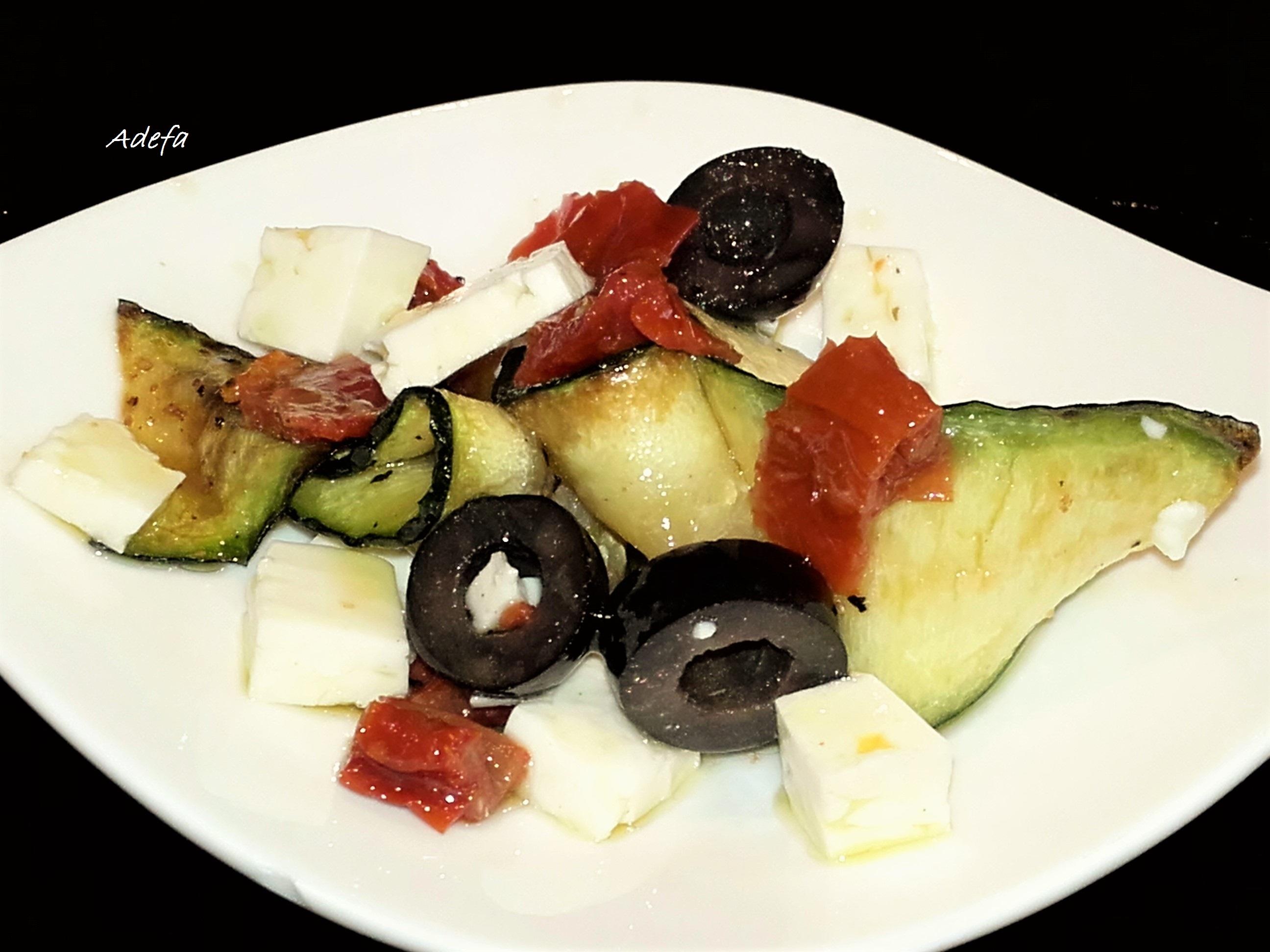 Bilder für Zucchini Salat mit Essig-Öl-Dressing - Rezept