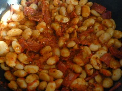 Rezept: Skrei auf Cassoulet von Bohnen und Chorizo Bild Nr. 2944 Skrei auf Cassoulet von Bohnen und Chorizo - Rezept - Bild Nr. 2944