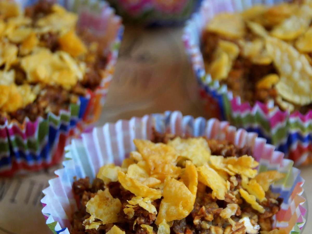 Gesunde frühlingshafte Rhabarber-Rübli-Muffins - Rezept - Bild Nr. 2