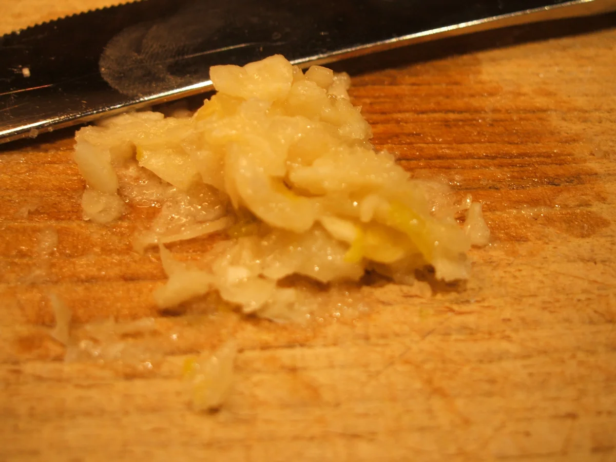 Salate: Linsen-Spargel-Salat mit Knoblauch-Croutons - Rezept - Bild Nr. 2950