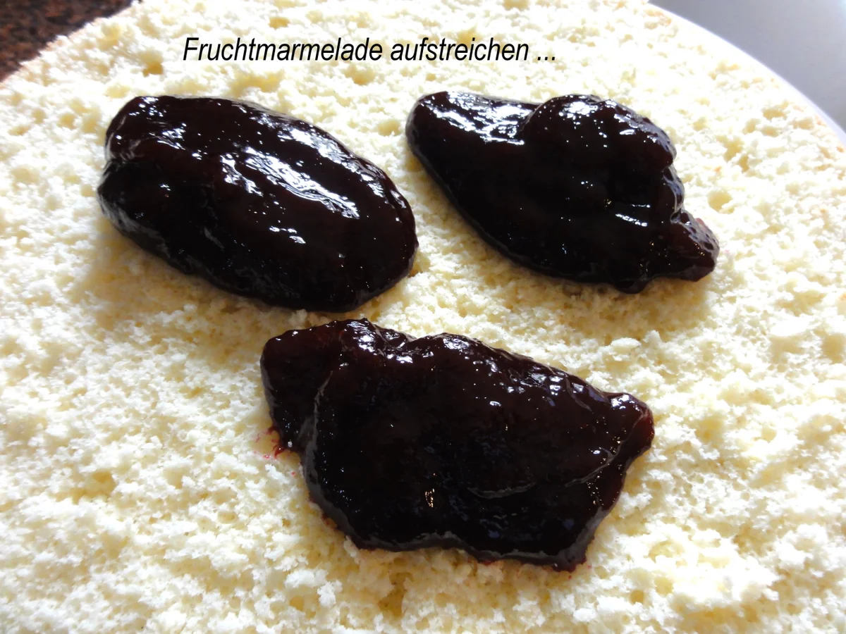 Biskuit:   MOKKA ~ BUTTERCREM ~ TORTE - Rezept - Bild Nr. 2945