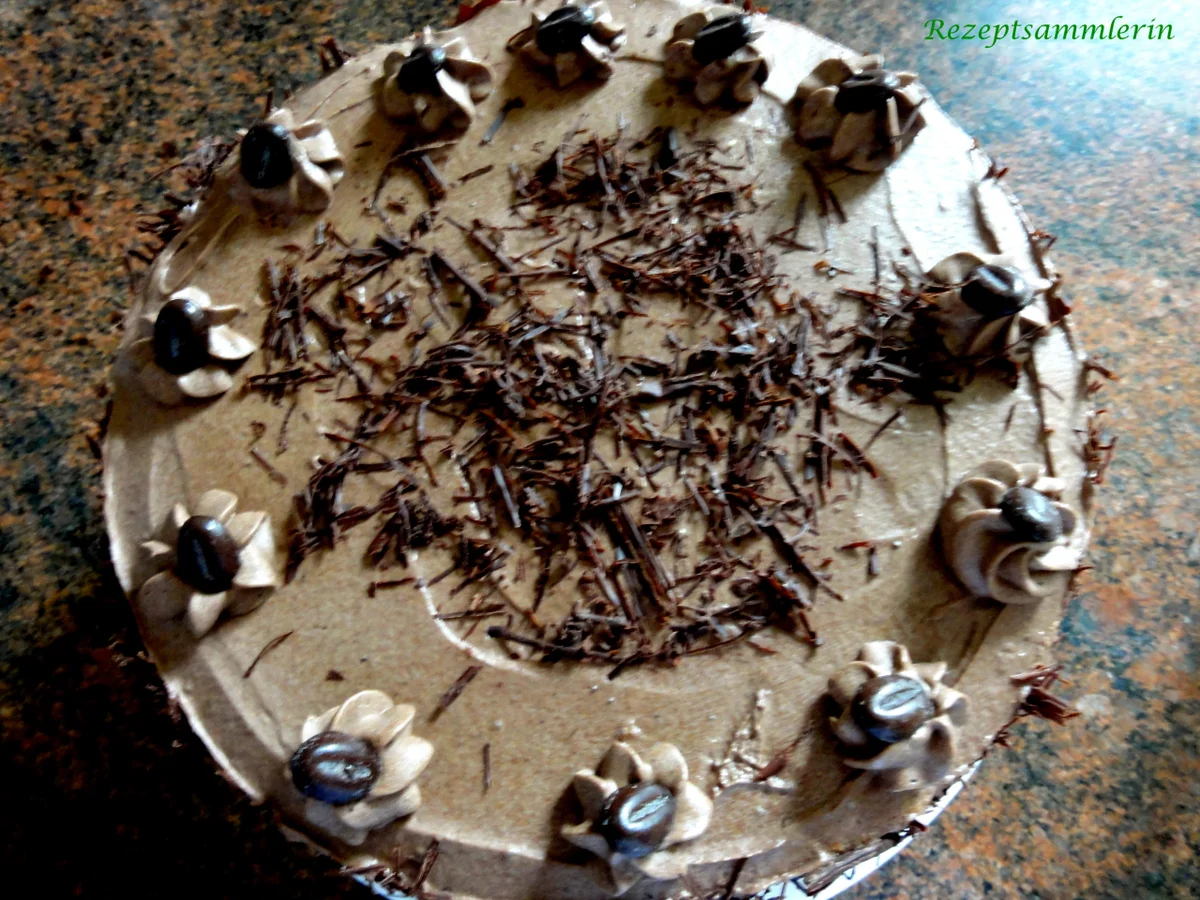 Biskuit:   MOKKA ~ BUTTERCREM ~ TORTE - Rezept - Bild Nr. 2947