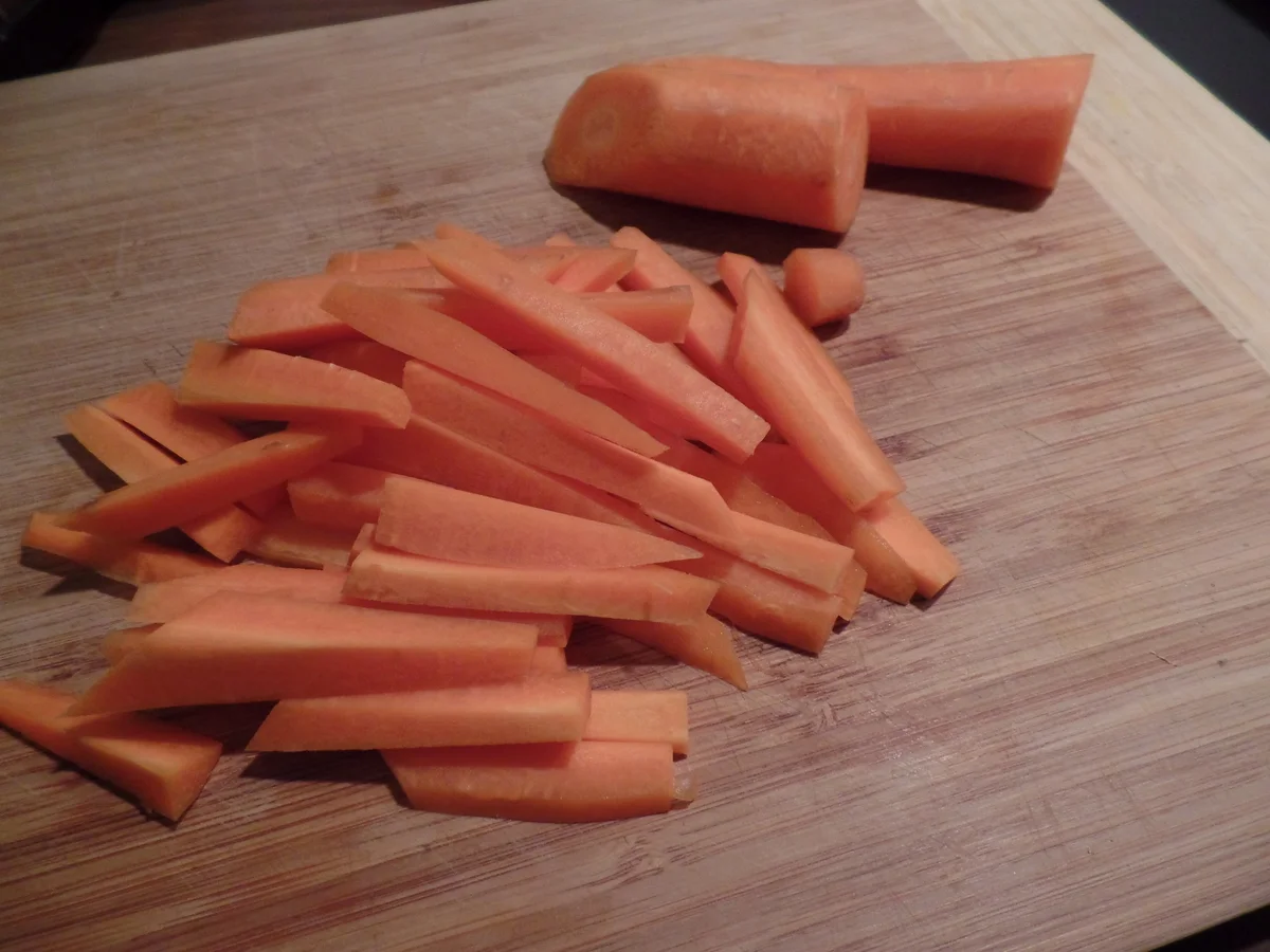 Rezept: Tofu-Sticks mit Pak Choi und Möhren-Stifte Bild Nr. 2951 Tofu-Sticks mit Pak Choi und Möhren-Stifte - Rezept - Bild Nr. 2951