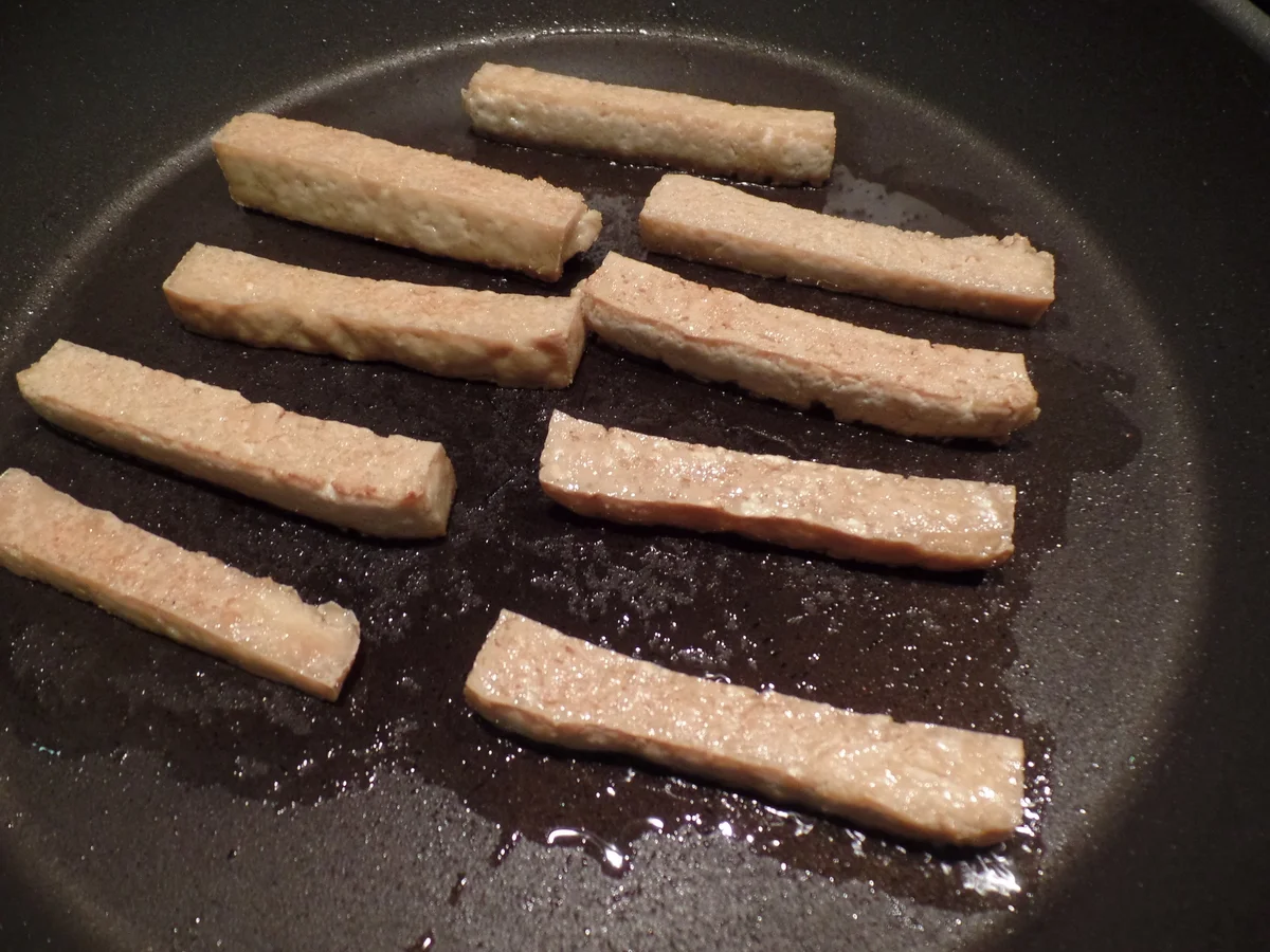 Rezept: Tofu-Sticks mit Pak Choi und Möhren-Stifte Bild Nr. 2956 Tofu-Sticks mit Pak Choi und Möhren-Stifte - Rezept - Bild Nr. 2956