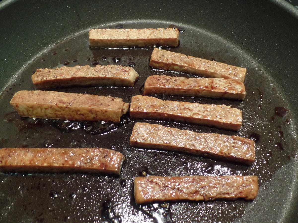 Tofu-Sticks mit Pak Choi und Möhren-Stifte - Rezept - Bild Nr. 2960