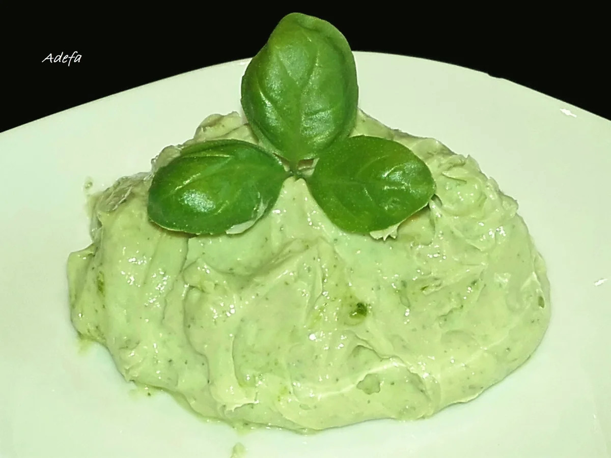 Rezept: Cremige Kräuterbutter Bild Nr. 2955 Cremige Kräuterbutter - Rezept - Bild Nr. 2955