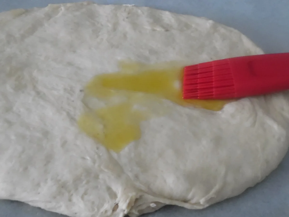 Focaccia mit Tomaten, Schafskäse und Oliven - Rezept - Bild Nr. 2951