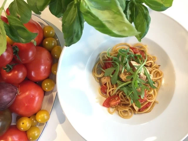 Sommerpasta mit Hähnchenbrust und Rucola - Rezept - Bild Nr. 2951