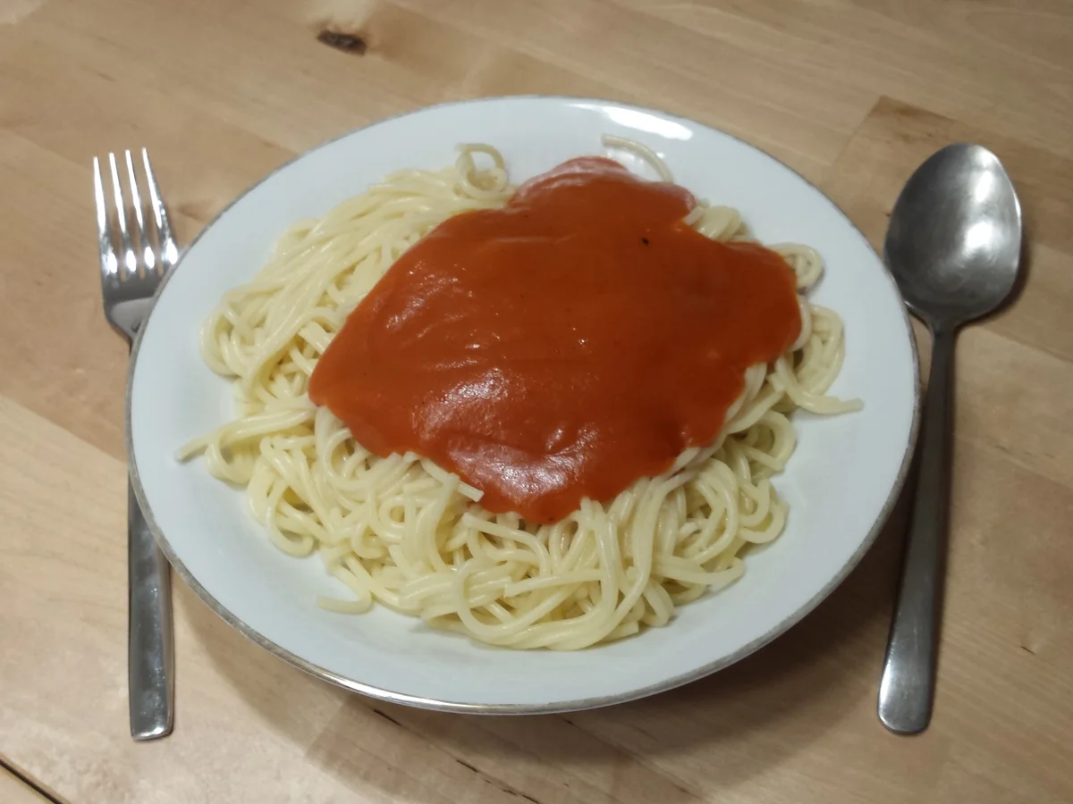 Nudeln mit (süßer) Tomatensauce - Rezept - Bild Nr. 2950