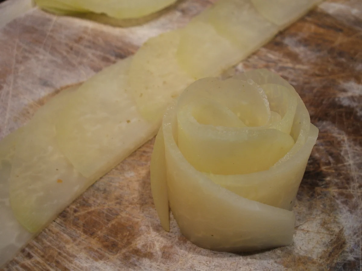 Vorspeisen: Lauwarme Kräuterlende mit allerlei Gemüse - Rezept - Bild Nr. 2953