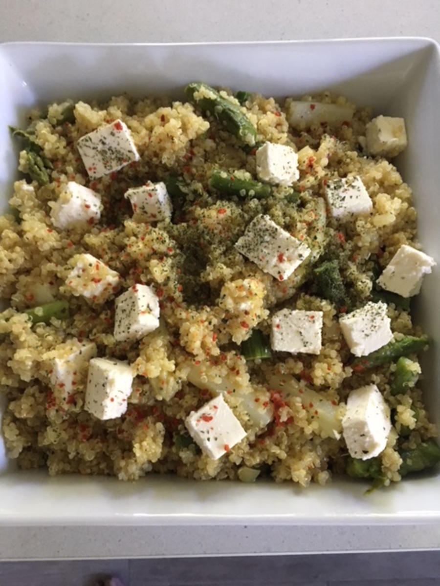 Bilder für Quinoa-Spargelsalat mit Feta - Rezept