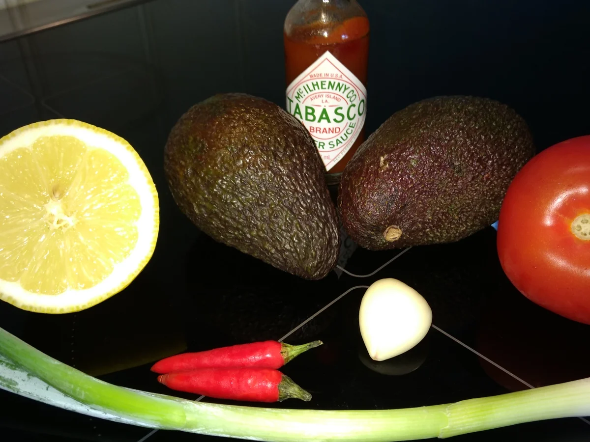 Rezept: BiNe` S GUACAMOLE Bild Nr. 2965 BiNe` S GUACAMOLE - Rezept - Bild Nr. 2965