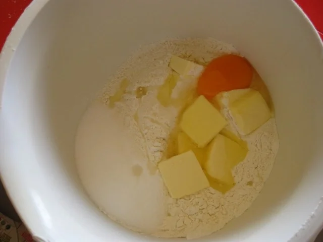 Rhabarberkuchen mit Sahneguss und Baiserhaube - Rezept - Bild Nr. 2987