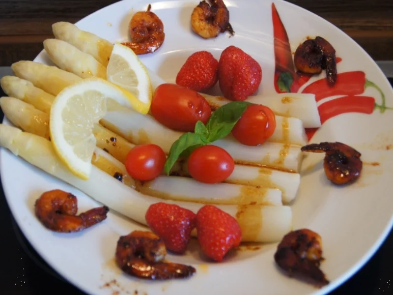 Rezept: Spargel mit Party Garnelen Bild Nr. 9 Spargel mit Party Garnelen - Rezept - Bild Nr. 9