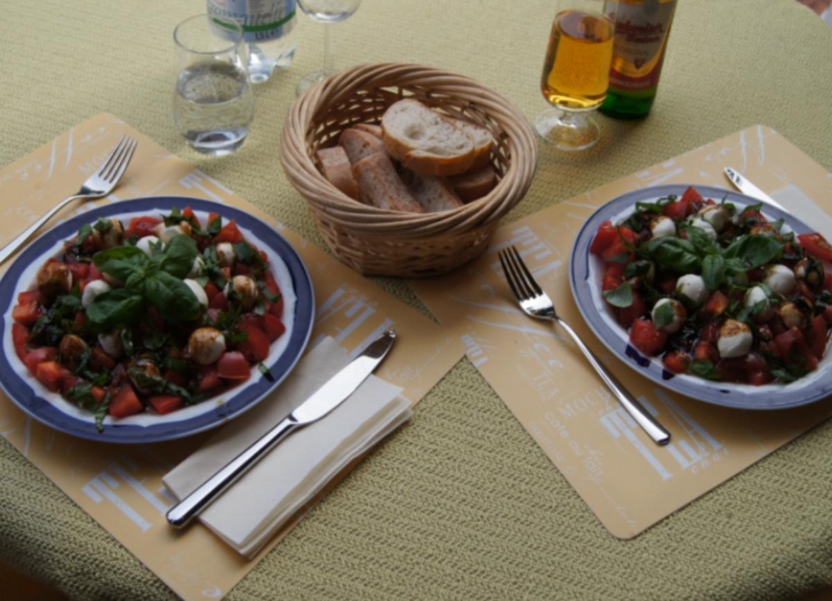 Tomaten-Minimozzarella-Salat - Rezept - Bild Nr. 2995