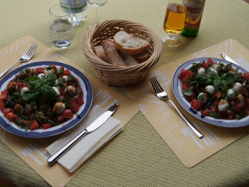 Tomaten-Minimozzarella-Salat - Rezept - Bild Nr. 2995