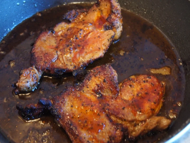 Paprika-Steak mit Zwiebeln und Beilagen - Rezept - Bild Nr. 2992