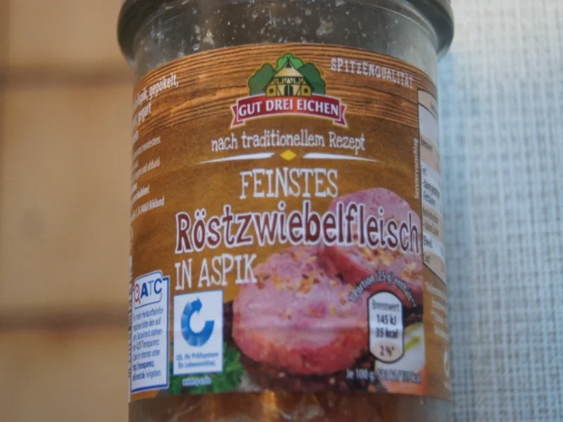Röstzwiebelfleisch in Aspik mit Pellkartoffeln - Rezept - Bild Nr. 4