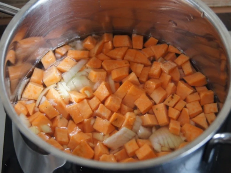 Pazifik Wildlachsfilet mit Rosenkohl und Süßkartoffelstampf - Rezept - Bild Nr. 2995