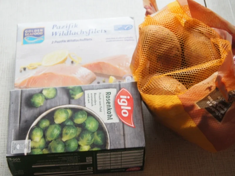 Pazifik Wildlachsfilet mit Rosenkohl und Süßkartoffelstampf - Rezept - Bild Nr. 2999