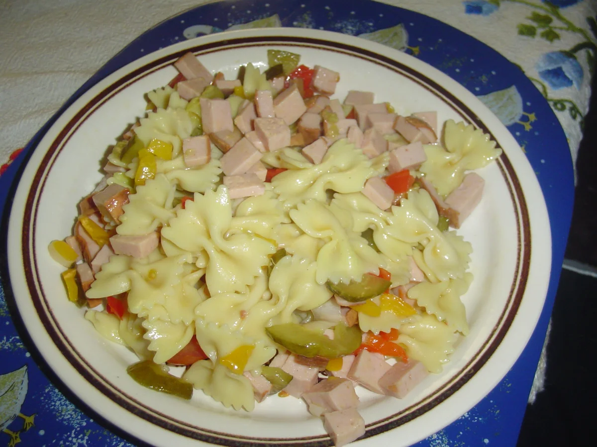 Nudelsalat mit Farfalle auf die schnelle ganz einfach - Rezept - Bild Nr. 2988