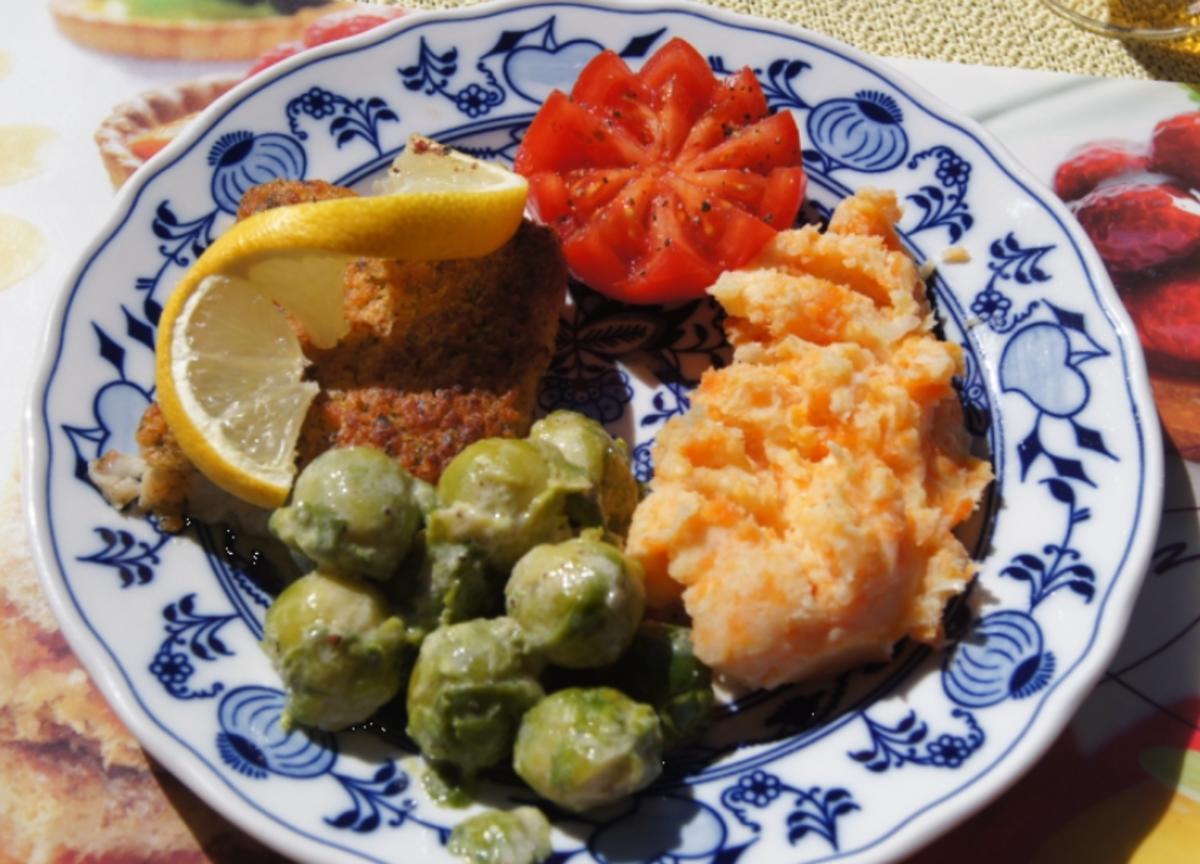 Bilder für Schlemmerfilet Bordelaise mit Rosenkohl und Kartoffel-Möhren-Meerrettich-Stampf - Rezept