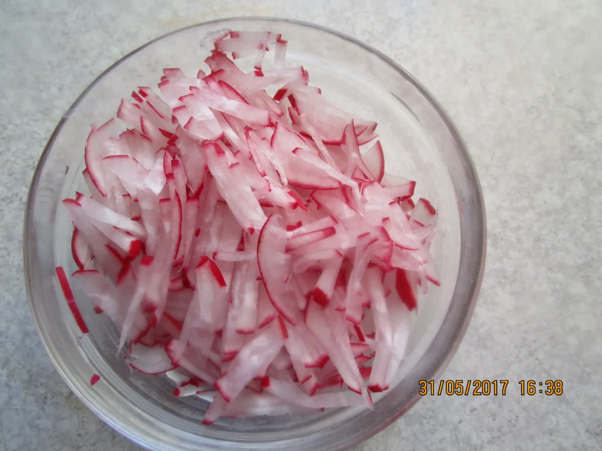 Rezept: Spargelsuppe ~ mit Kabanossi-Chips und Radieschen Bild Nr. 2998 Spargelsuppe ~ mit Kabanossi-Chips und Radieschen - Rezept - Bild Nr. 2998