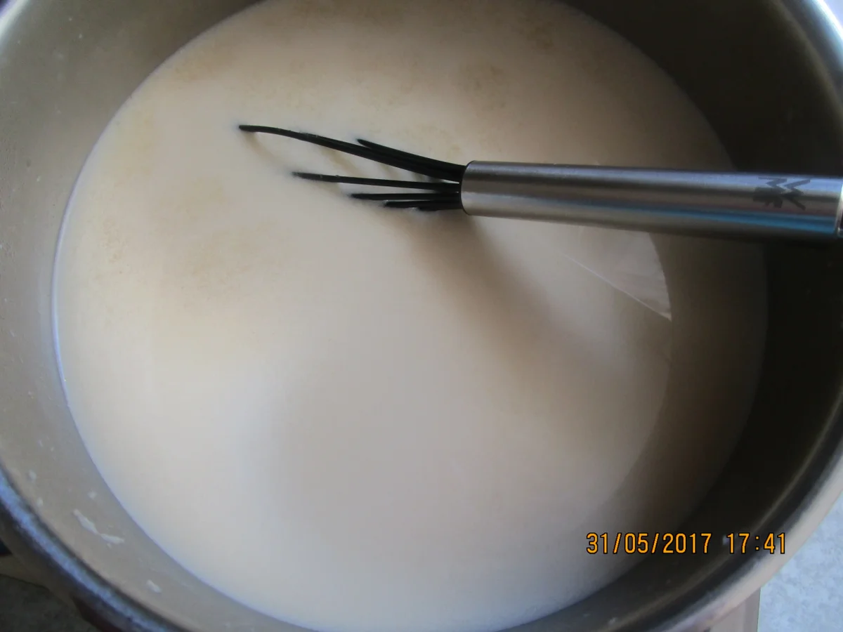 Rezept: Spargelsuppe ~ mit Kabanossi-Chips und Radieschen Bild Nr. 2999 Spargelsuppe ~ mit Kabanossi-Chips und Radieschen - Rezept - Bild Nr. 2999