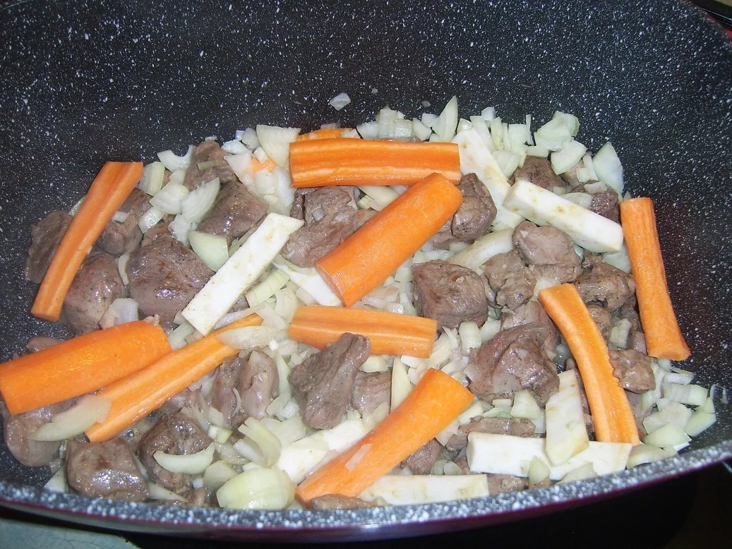 Gänsegulasch - Rezept - Bild Nr. 3007