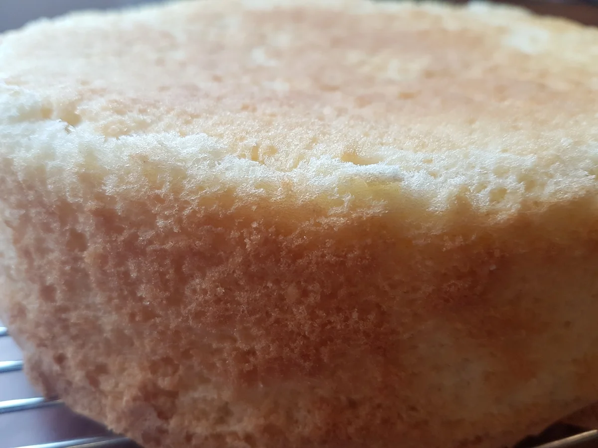 Mazu12- Grundrezept Biskuitteig  mit 7 Eier - Rezept - Bild Nr. 5